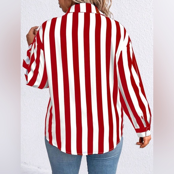 Button down blouse - Picture 2 of 5